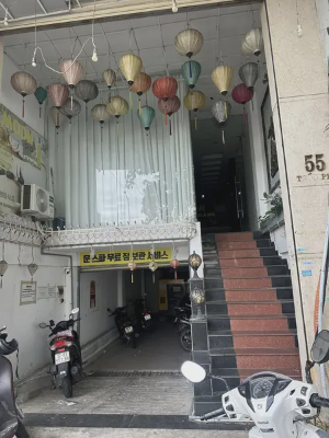 Mặt bằng thương mại for Rent in 55 Tran Phu Street, Hải Châu, ₫3,900,000 / mo, photo