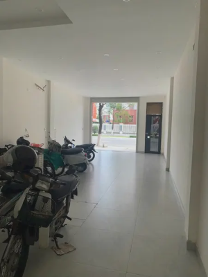 Mặt bằng thương mại for Rent in Nguyễn Hữu Thọ, Khuê Trung, Sơn Trà, ₫18,300,000 / mo, photo