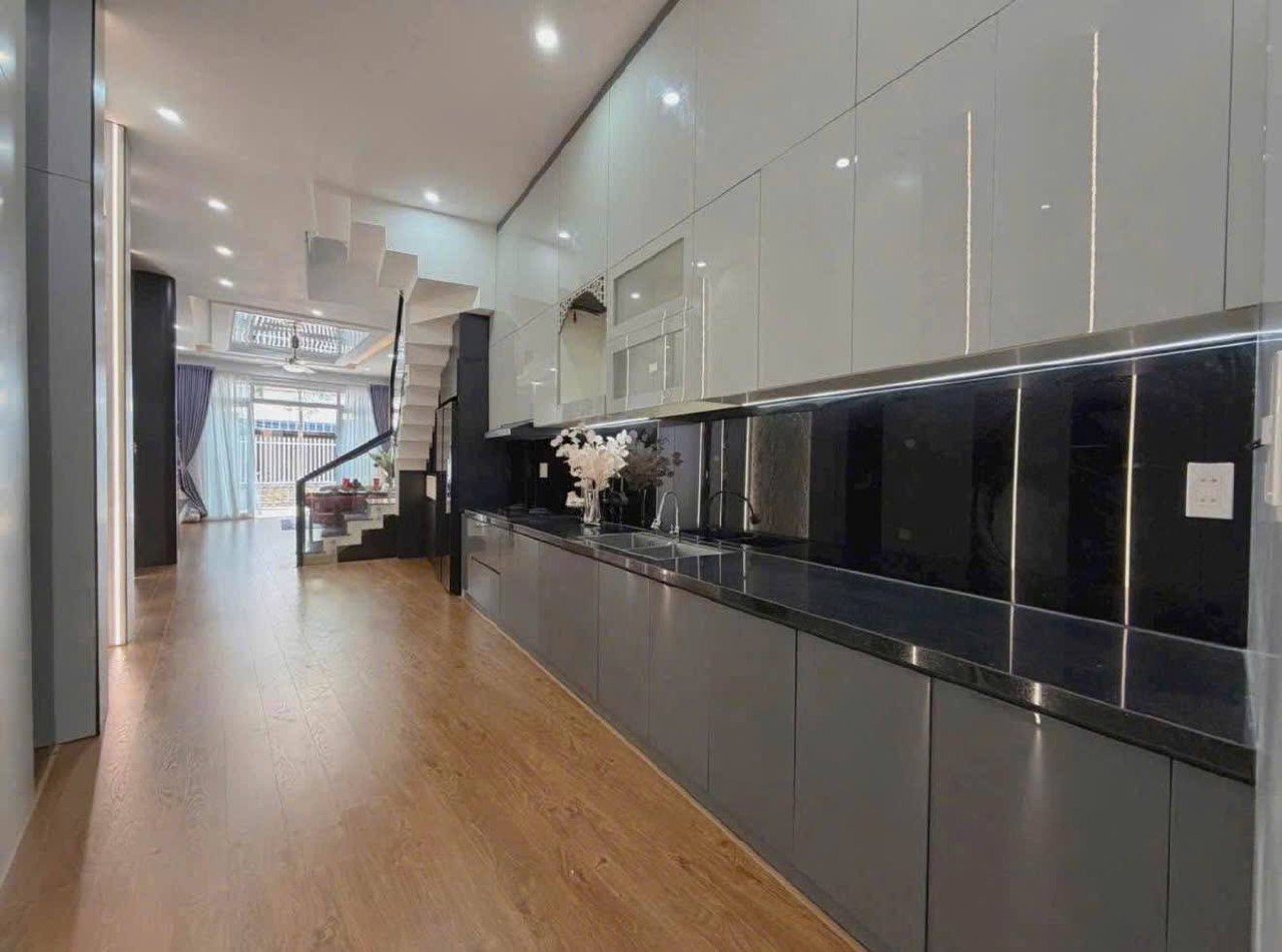 Nhà for Rent in Huỳnh Ngọc Huệ alley, Thanh Khê, Da Nang, Thanh Khe, ₫27,000,000 / mo, photo 6