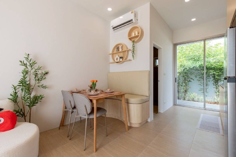Townhouse for Sale in Bang Tao, Phuket, Bang Tao, Thalang, THB 3,725,000, photo 4