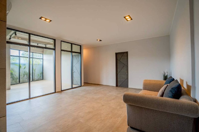 Villa for Rent in Chalong, Dambe district, ฉลอง, เมืองภูเก็ต, THB 120,000 / mo, photo